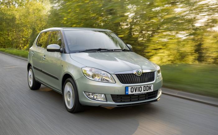 Battery Replacement: 2010 Skoda Fabia S 1.2L 3 Cyl.