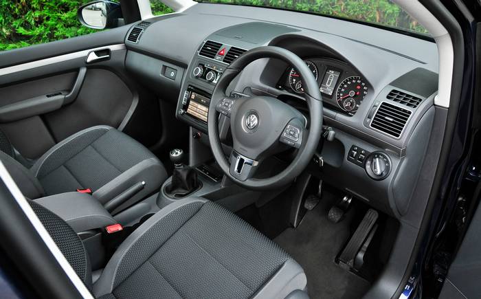 Used Volkswagen Touran 2010-2015 review