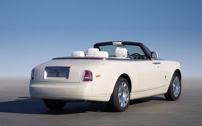 Used RollsRoyce Phantom Drophead Coupe 2007  2012 Review  Parkers