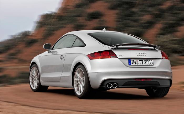 Audi TT Mk2 car review 2006 2007 2008 2009 2010 2011 2012 2013 2014