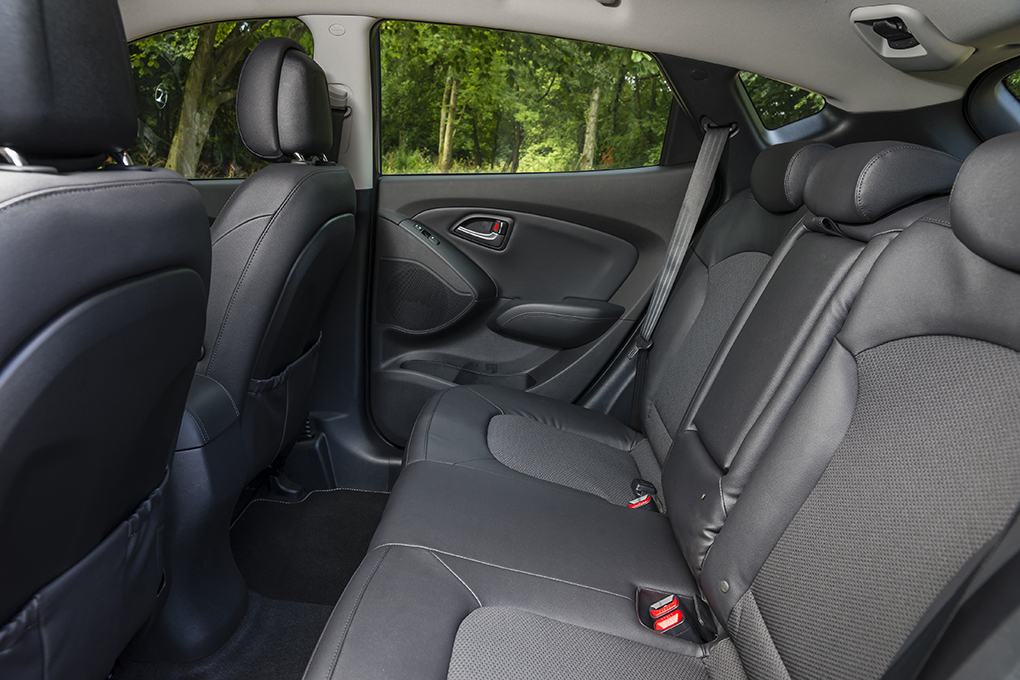 Hyundai iX35 2014 back seats