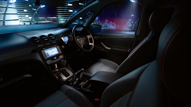 Ford S-Max interior