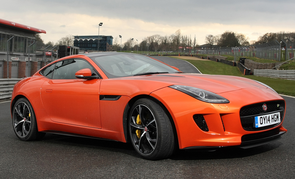 Jaguar F-type R coupe