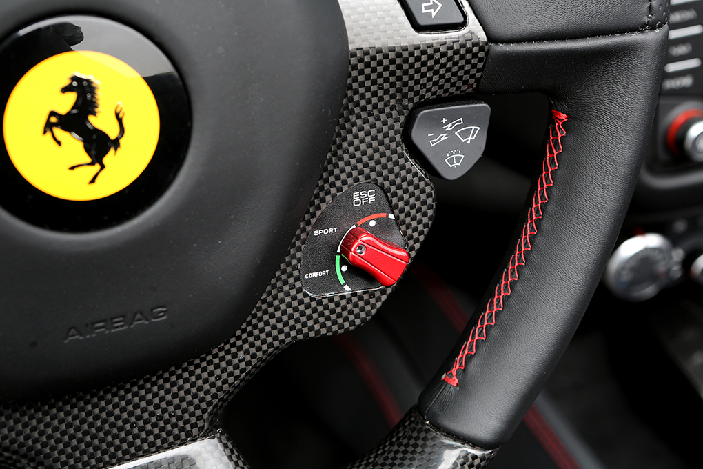 Ferrari California T 2014 manettino