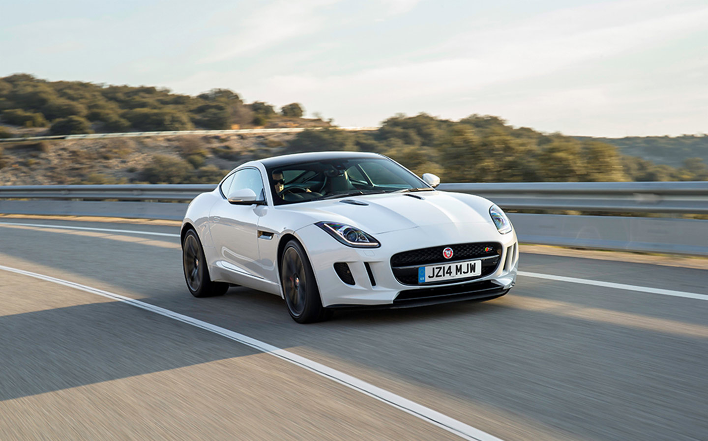 Afledning halvkugle Overtræder Jeremy Clarkson in Jaguar's F-type S coupé