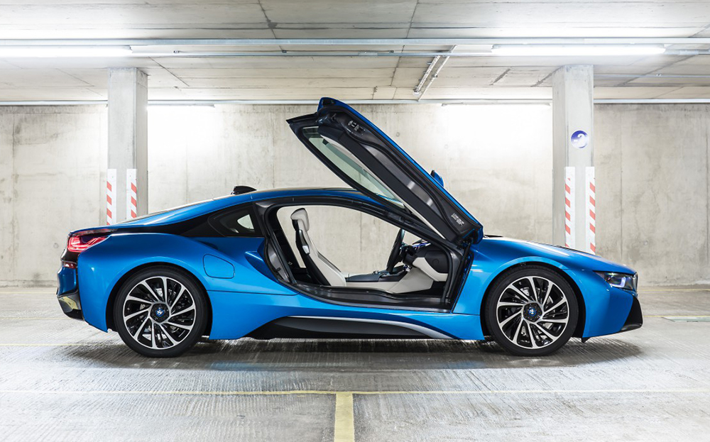 BMW i8 review