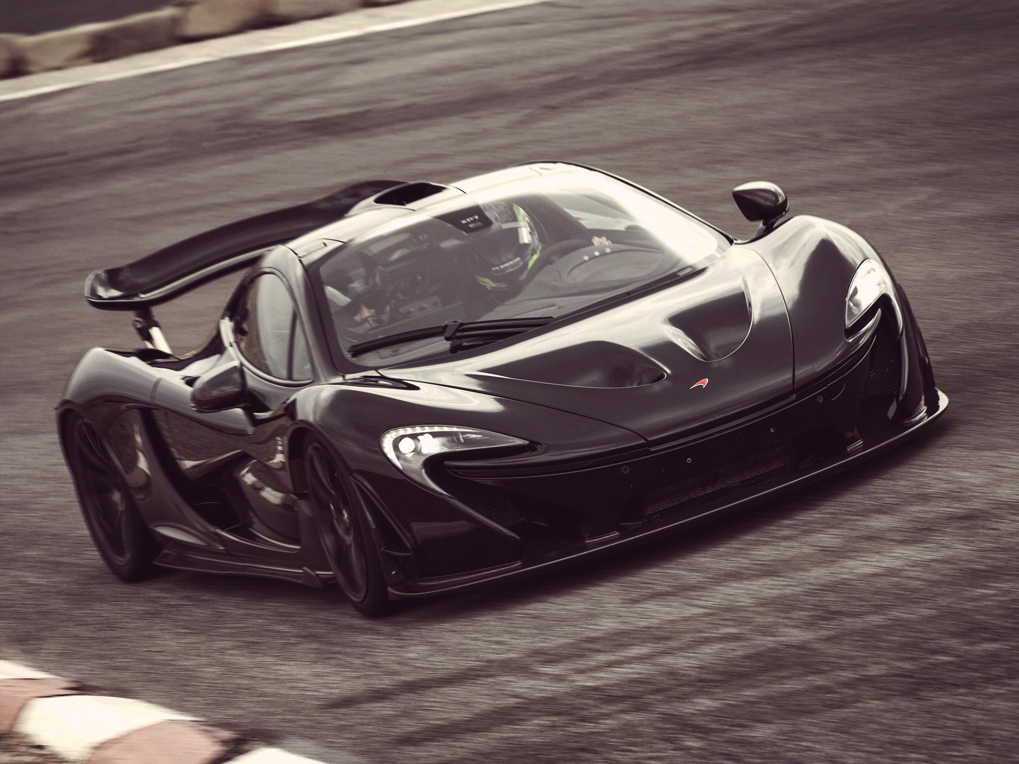 McLaren P1