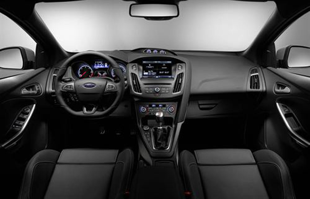 2015 Ford Focus ST interior