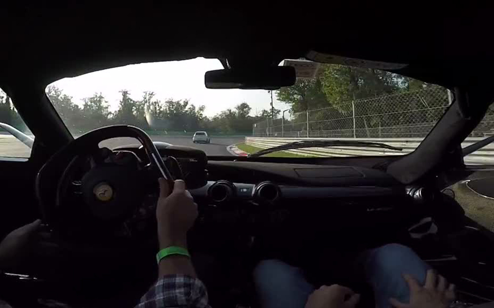 Ferrari LaFerrari Monza video