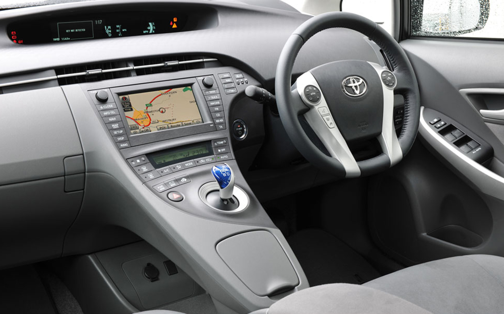 Toyota Prius buying guide: Mk3, 2009-2014 interior