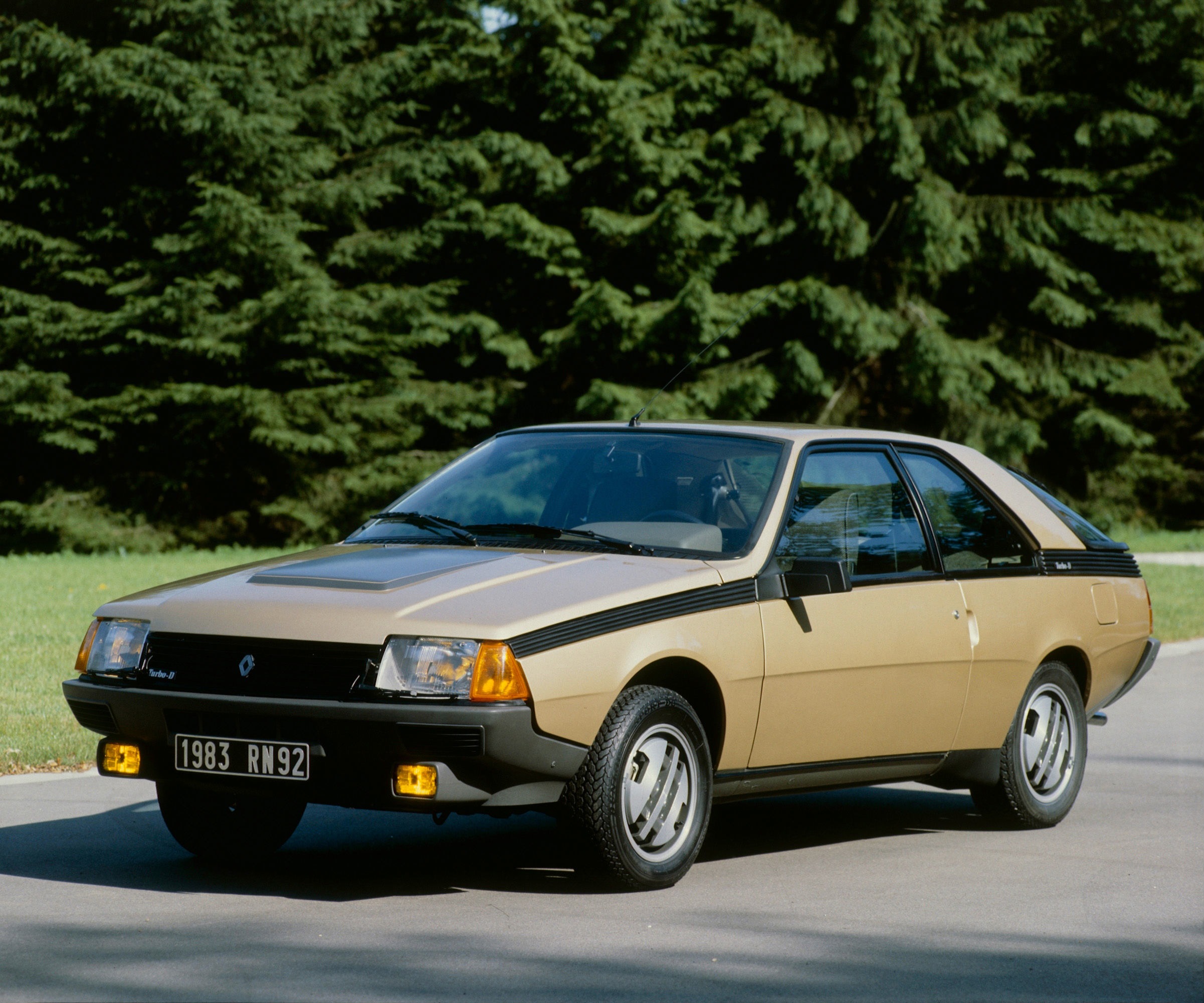 Renault Fuego Turbo D in… brown