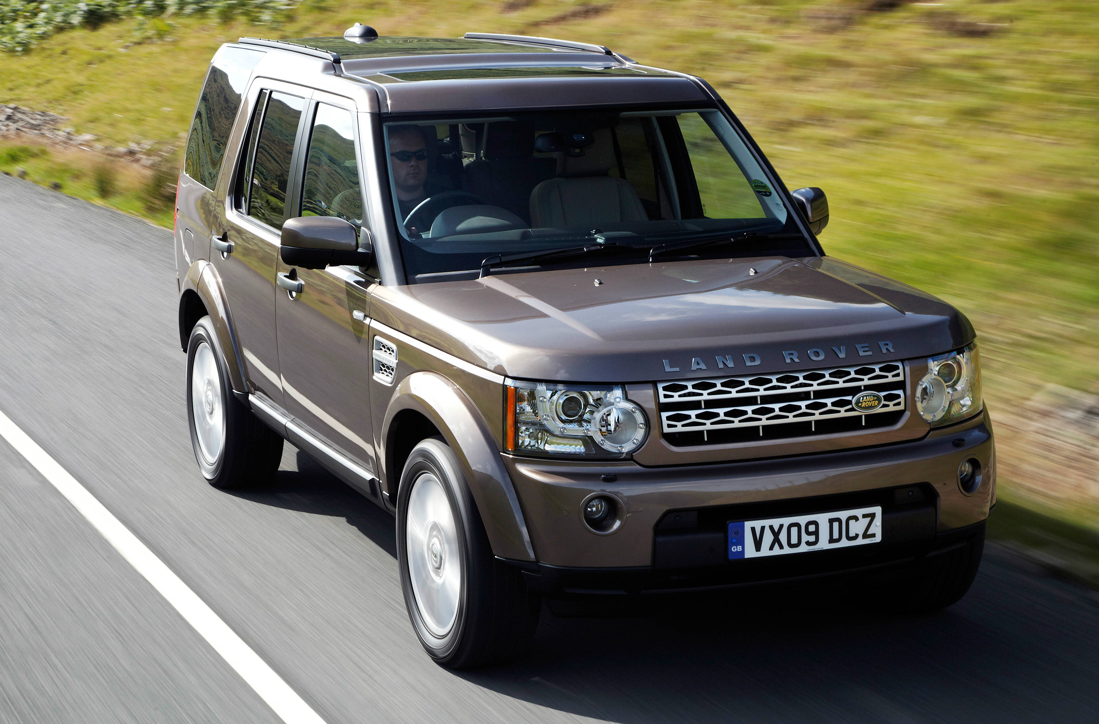 Land Rover Discovery 4 seven seat SUV