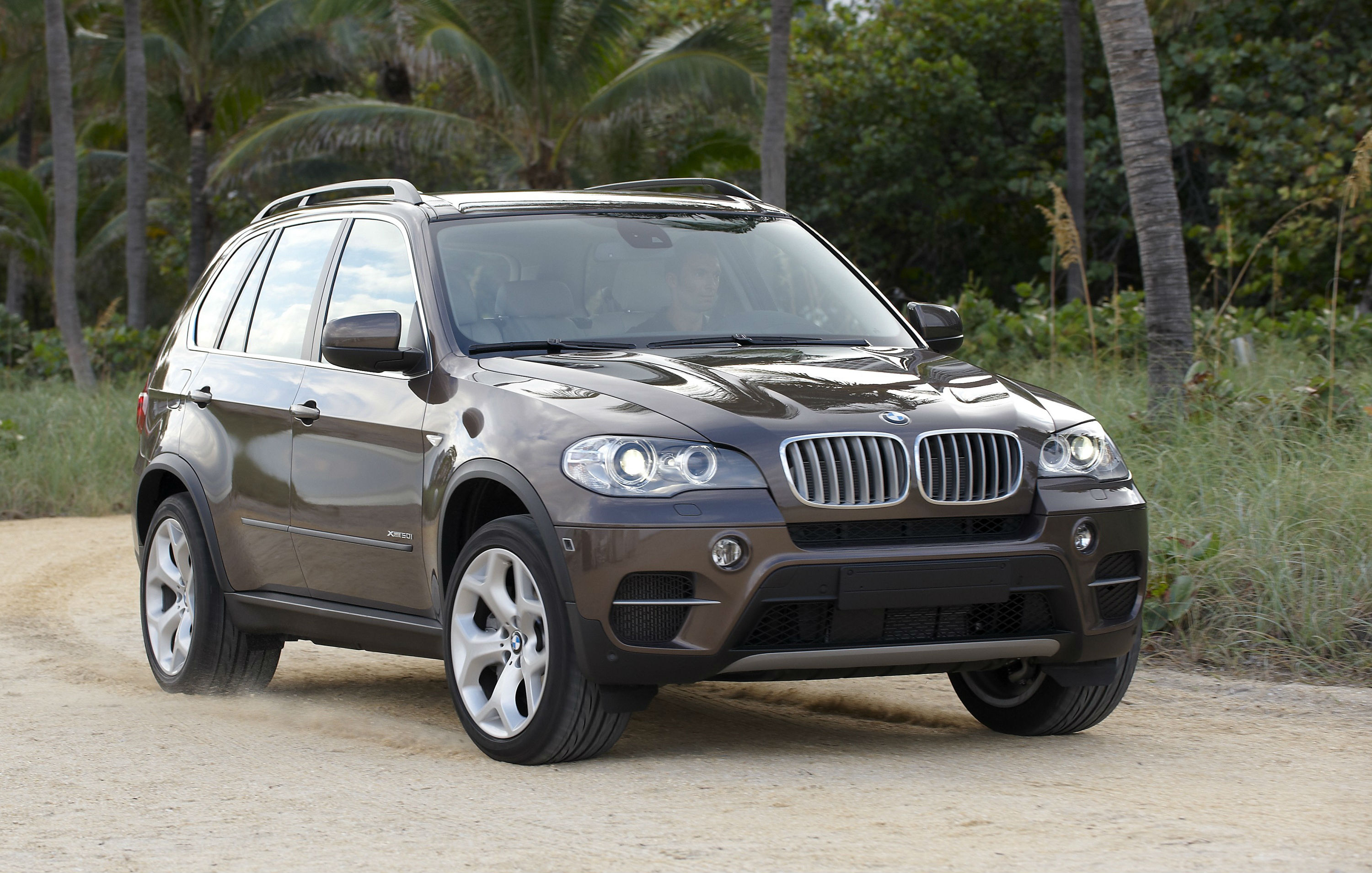 Bmw x5 70. BMW x5 e70. BMW x5 2011. BMW x5 e70 Рестайлинг. BMW x5 e70 2010.