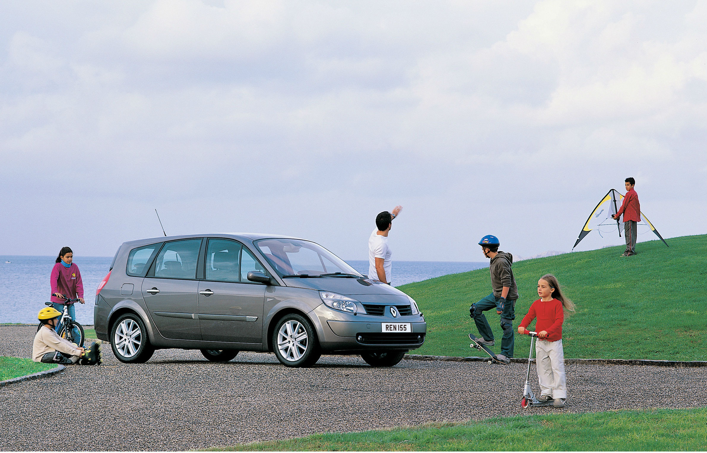 Renault Scenic for £1000