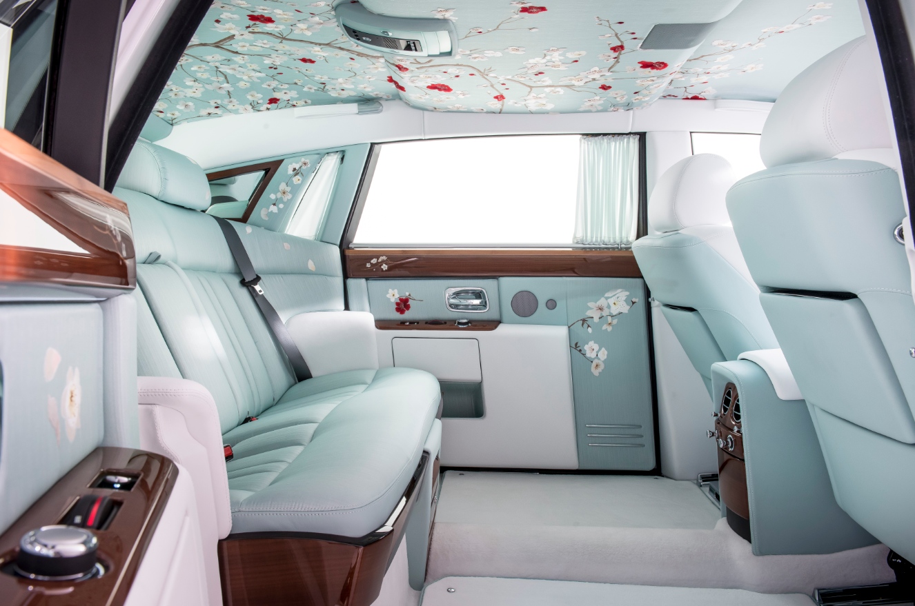 Rolls-Royce Phantom Serenity