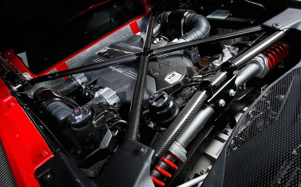 2015 Lamborghini Aventador 750-4 SuperVeloce V12 engine