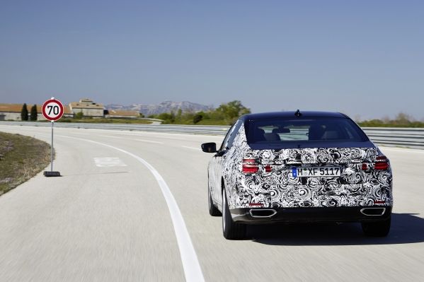 2015 BMW 7-series prototype review