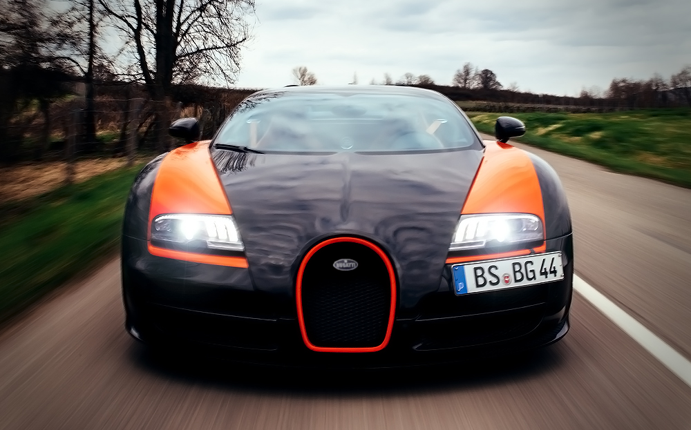 Bugatti Veyron final drive - Alex Goy for the Sunday Times Driving