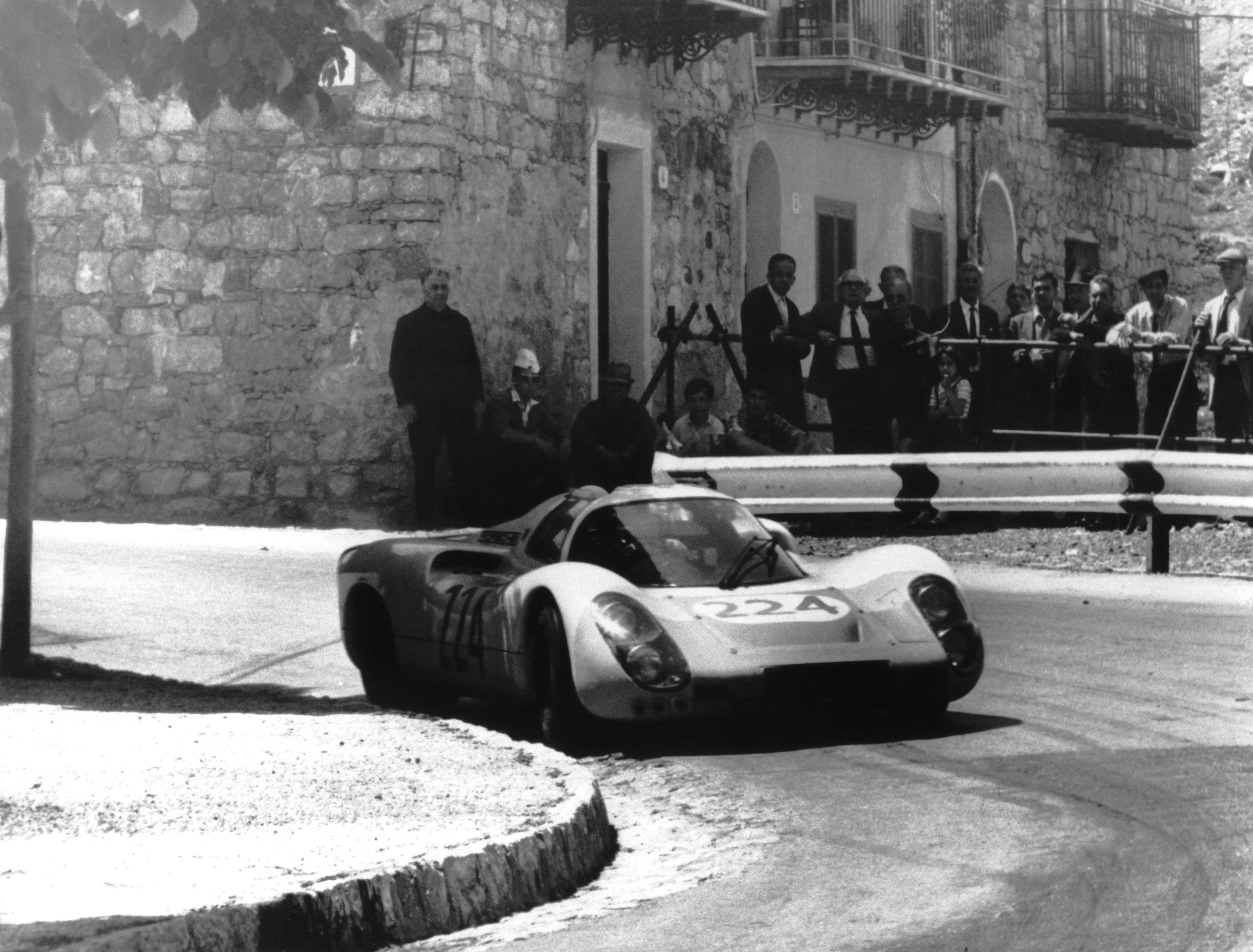 Vic Elford and Umberto Maglioli achieved pole position, lap record and overall victory in the Porsche 907-8 in 1968