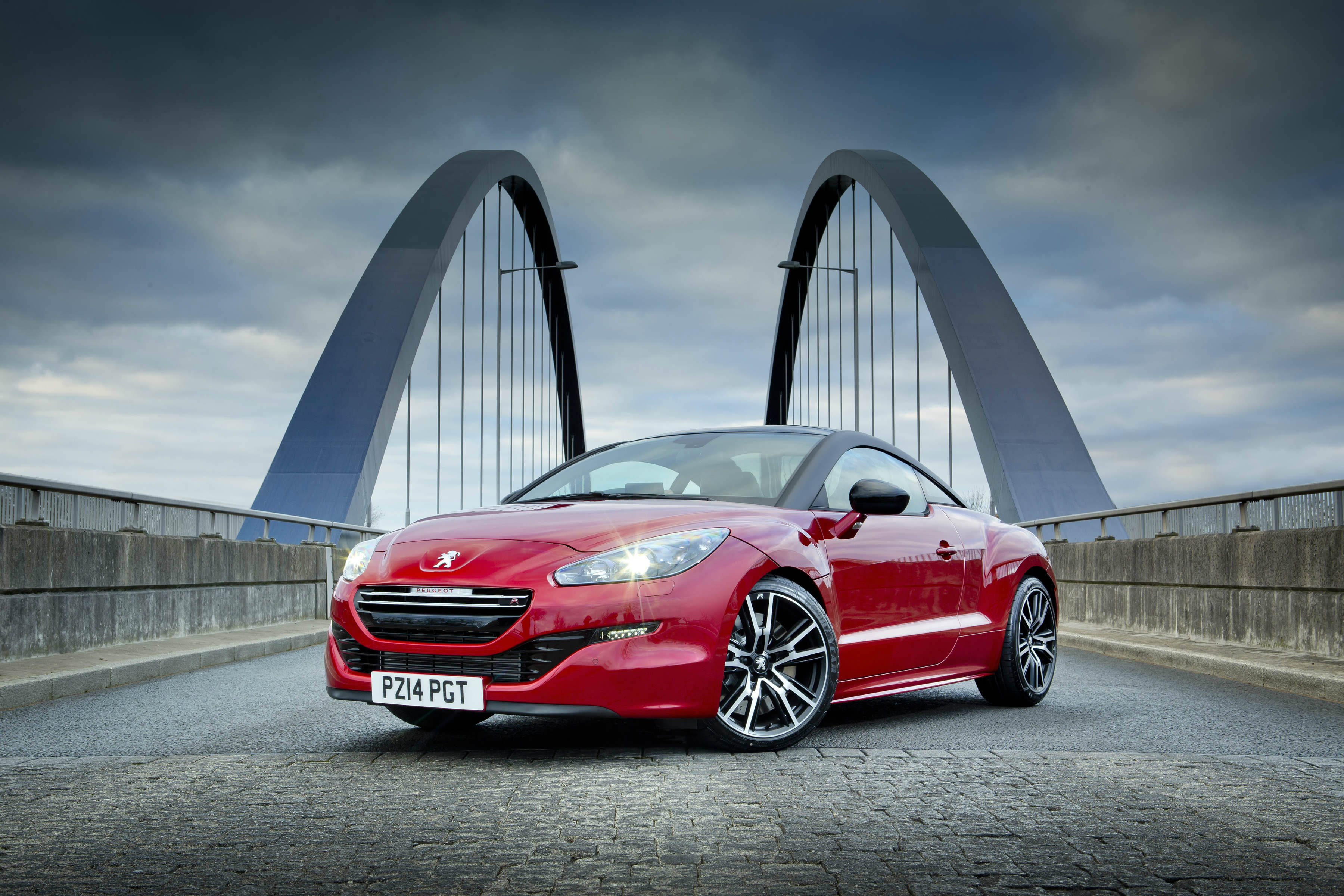Buying guide to French sports cars includes the Peugeot RCZ-R