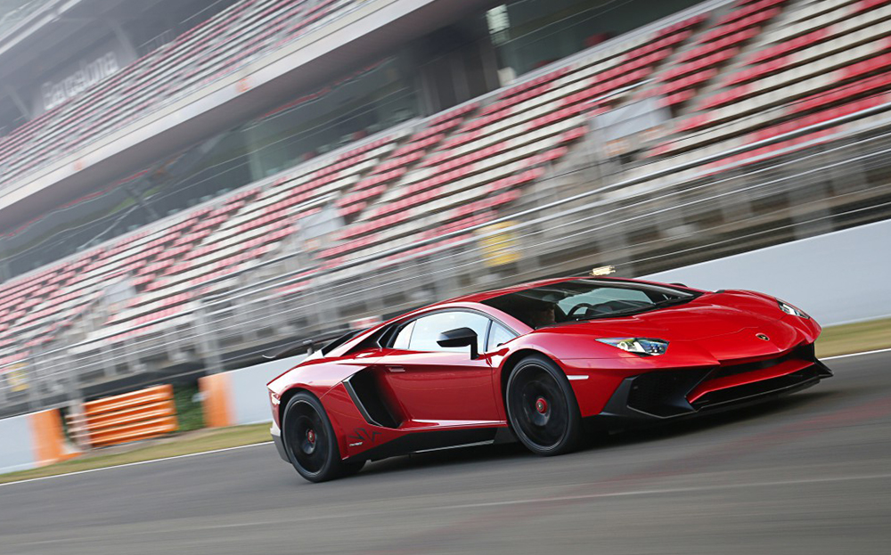 First Drive review: Lamborghini Aventador
