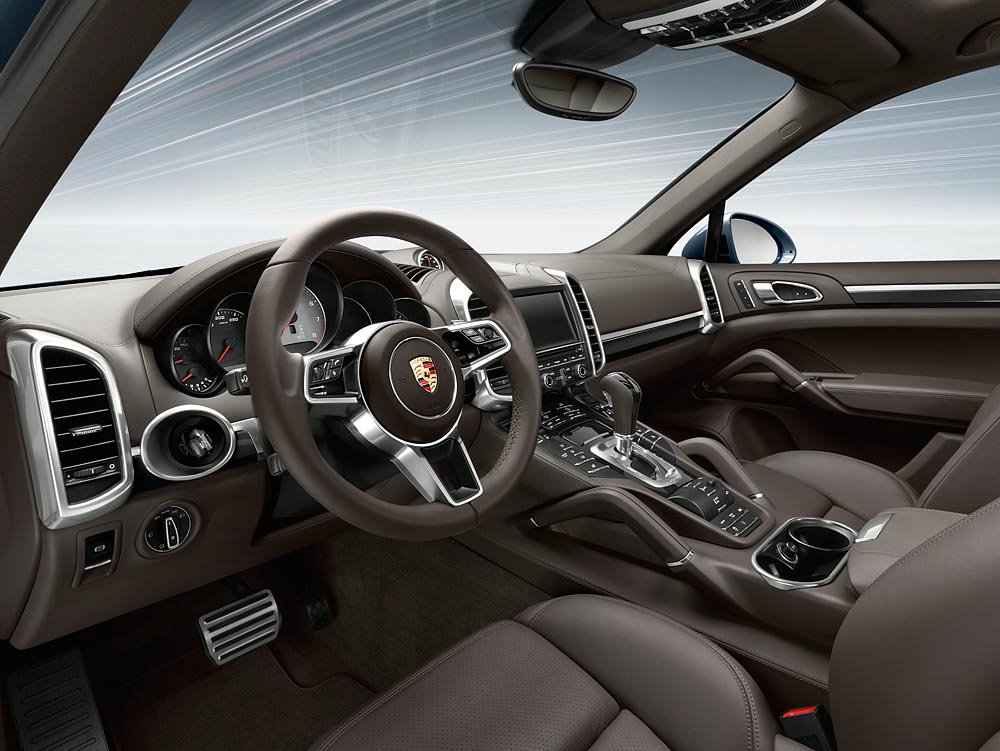 Interior of the Porsche Cayenne S E-Hybrid (2015)