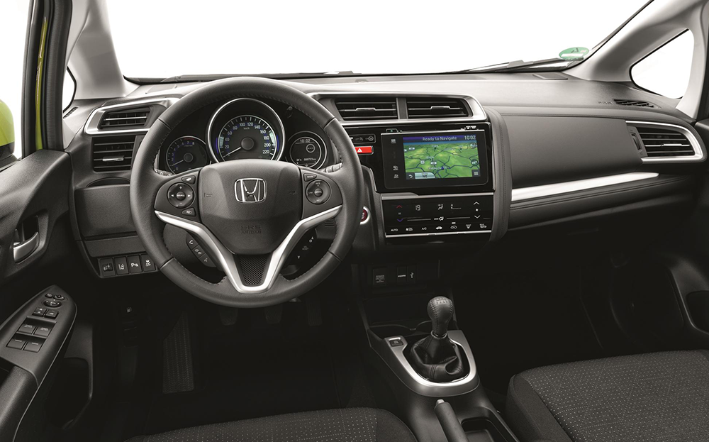 2015 Honda Jazz interior dashboard