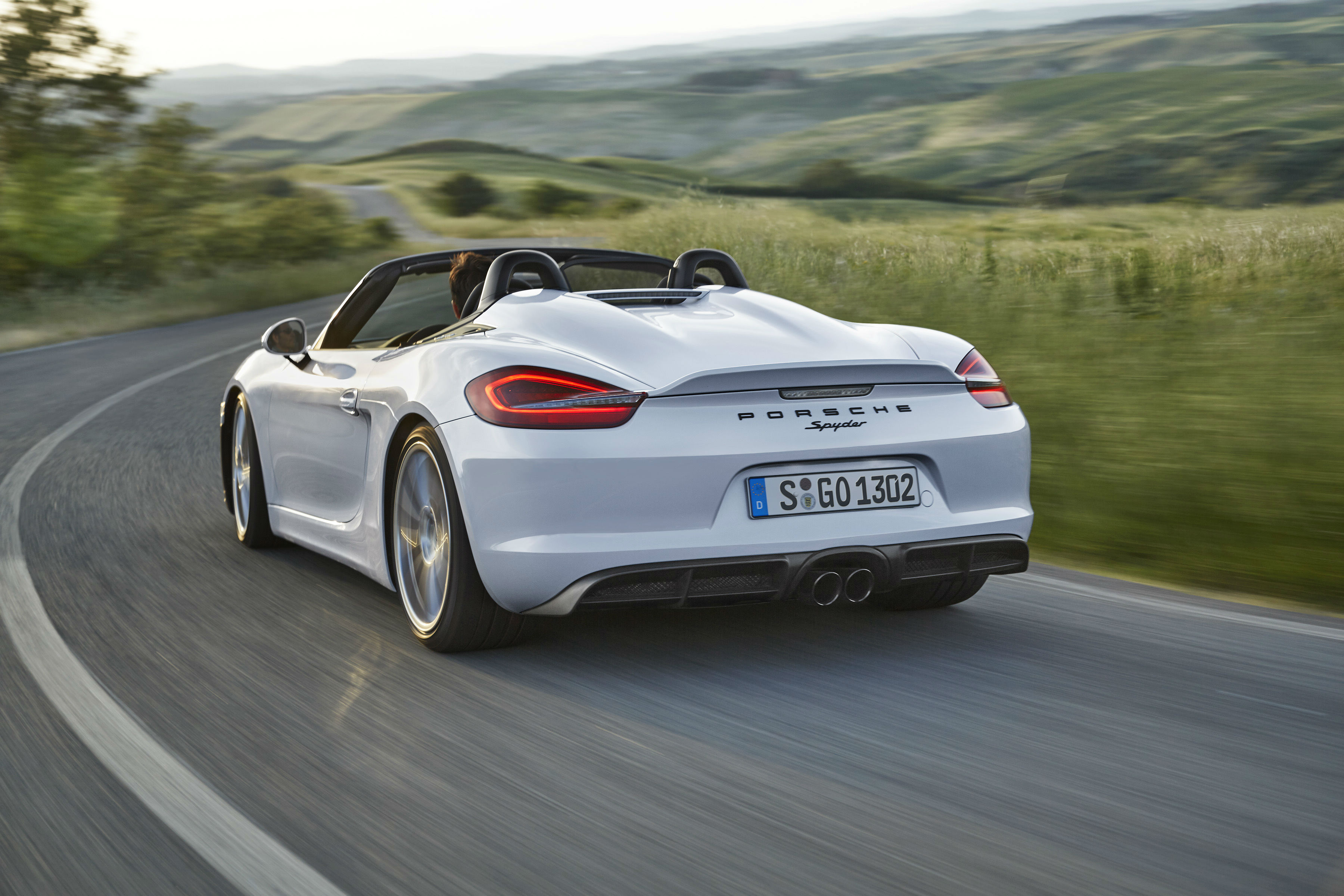 2016 Porsche Boxster Spyder review