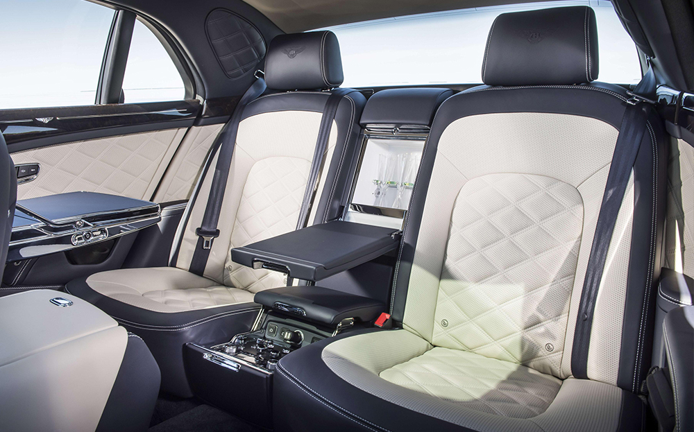 2015 Bentley Mulsanne Speed rear seats