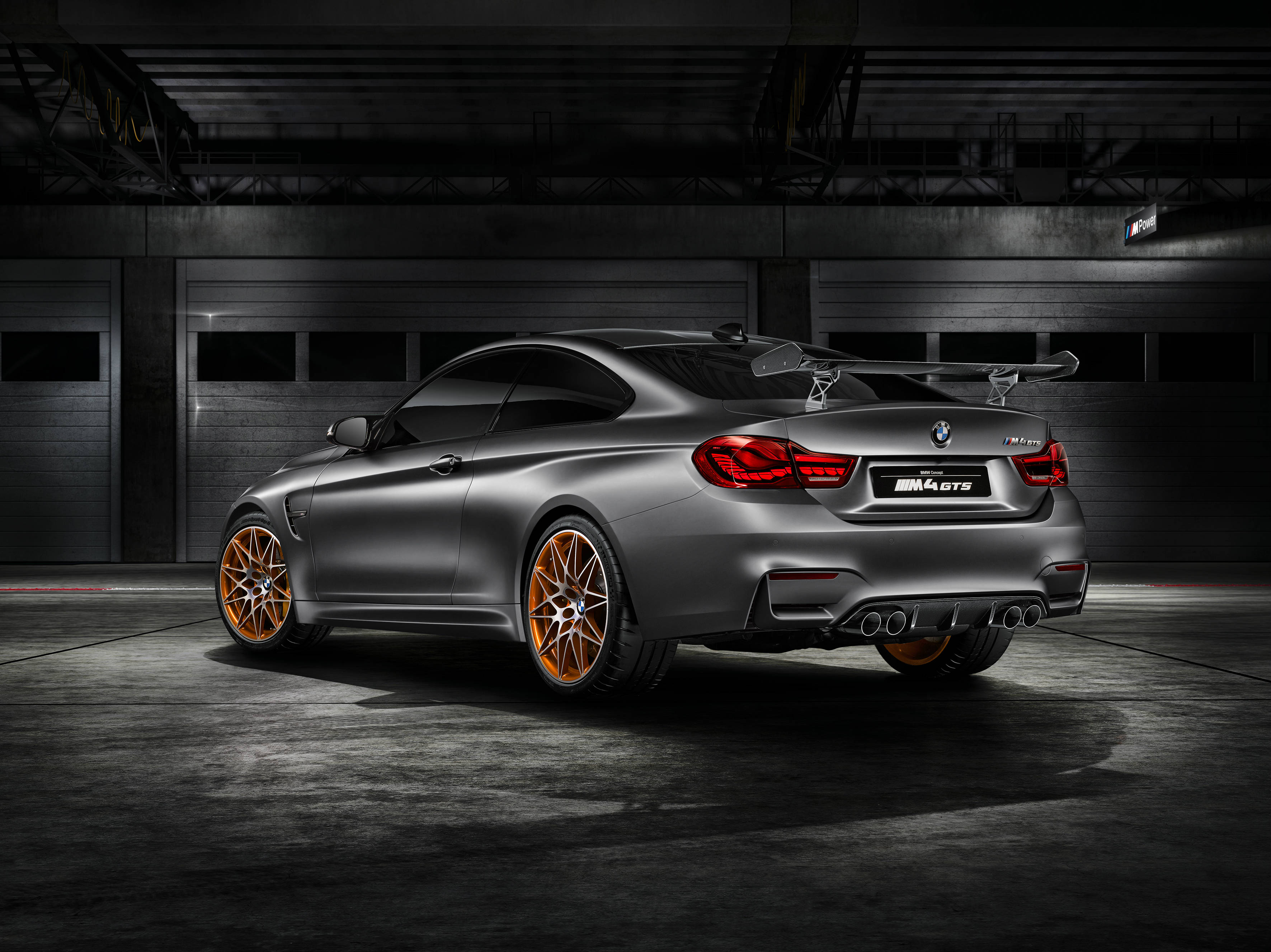 BMW M4 GTS 2016 revealed