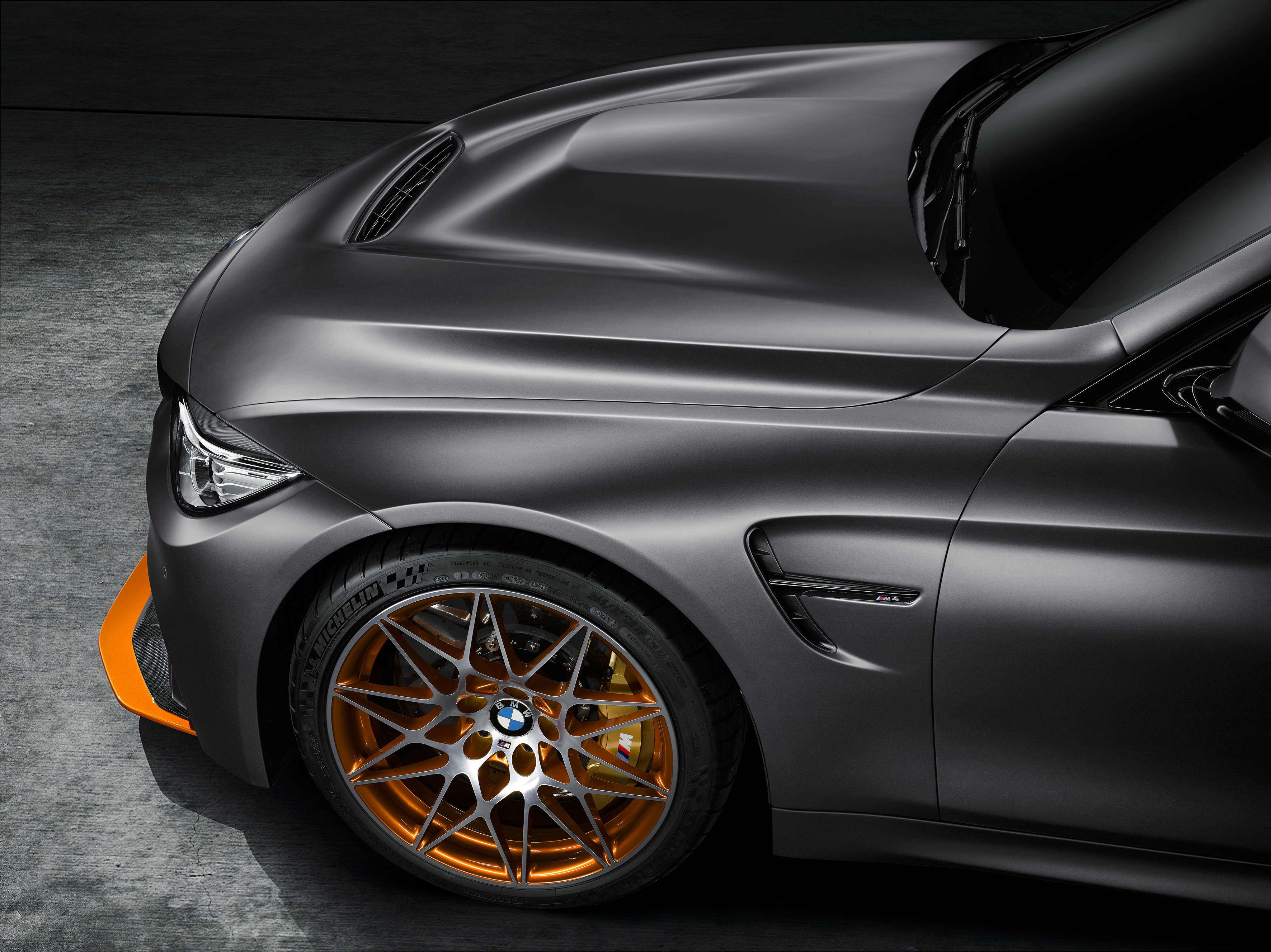 BMW M4 GTS 2016 revealed