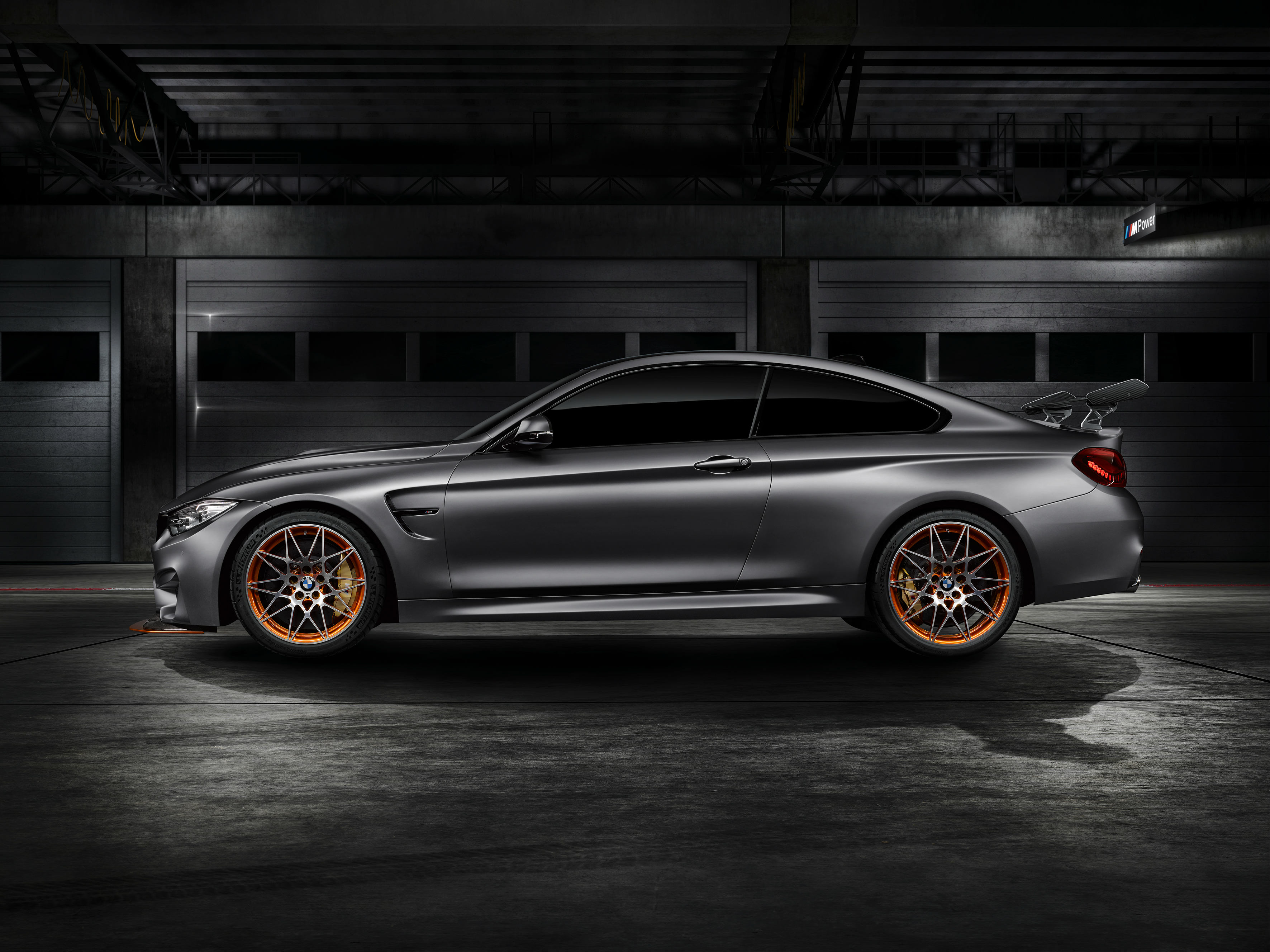 BMW M4 GTS 2016 revealed