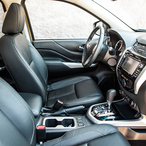 2016 Nissan Navara Cab interior