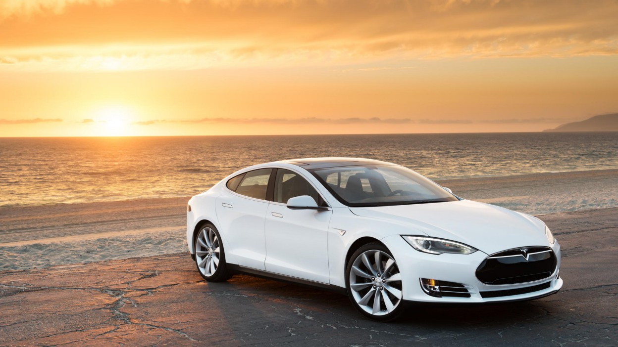 The best electric cars and hybrids: Tesla Model S