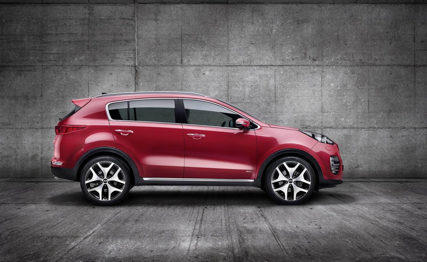 2016 Kia Sportage side view