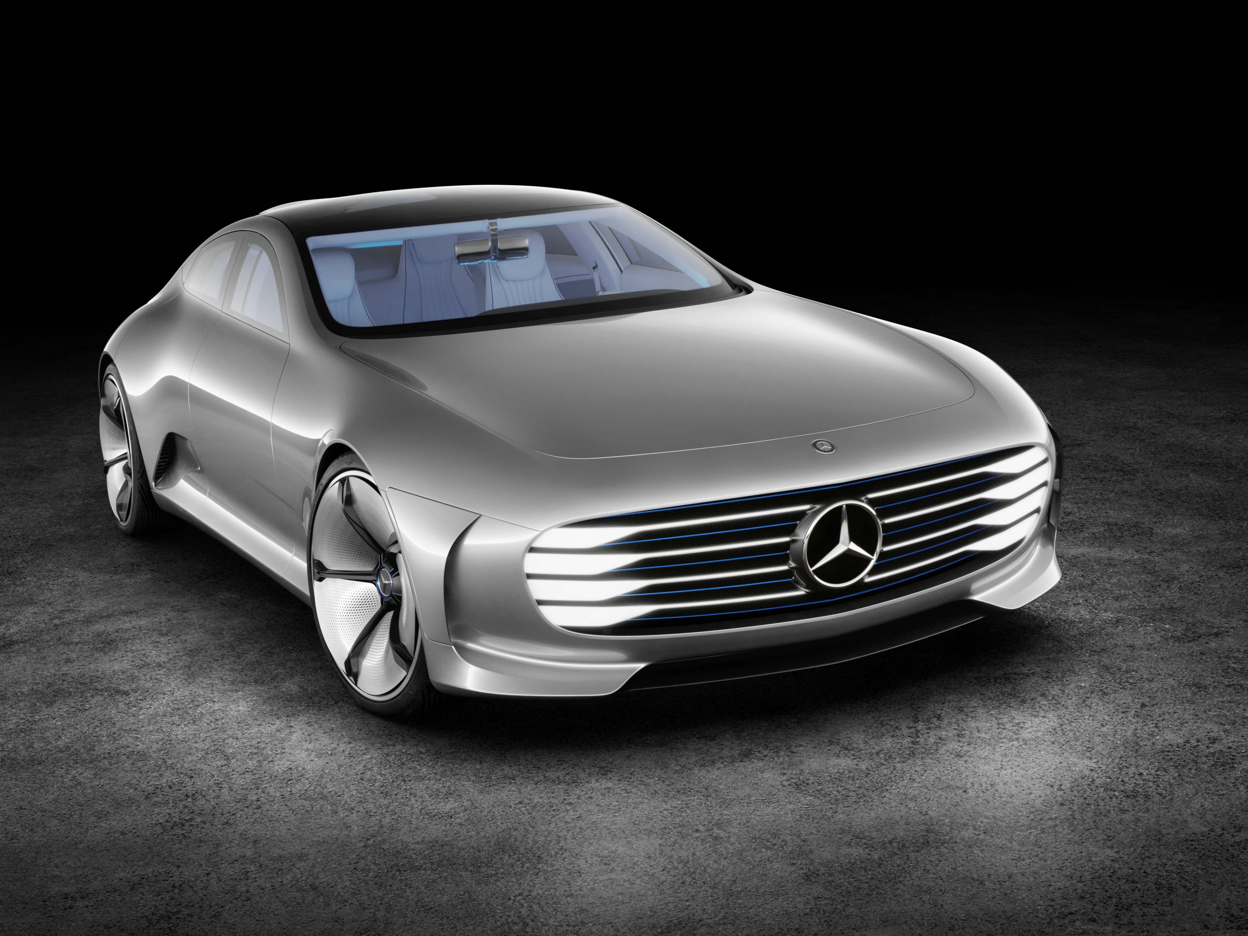Mercedes Concept IAA has a plug-in hybrid drivetrain