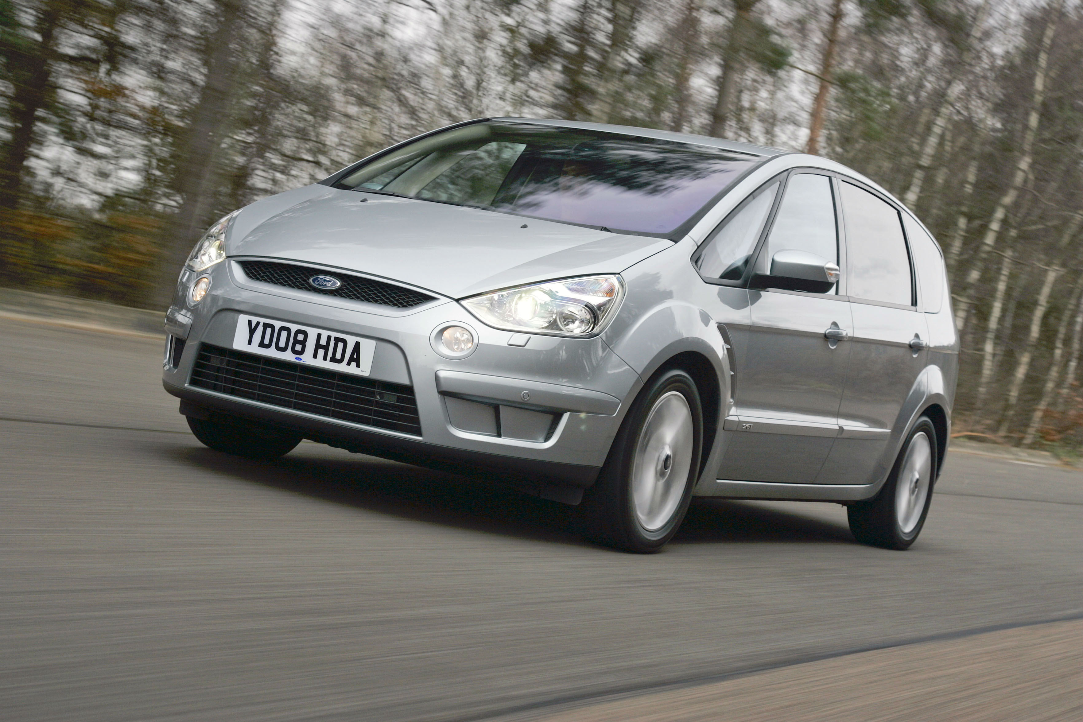 A used Ford S-Max is better to drive than a VW Touran