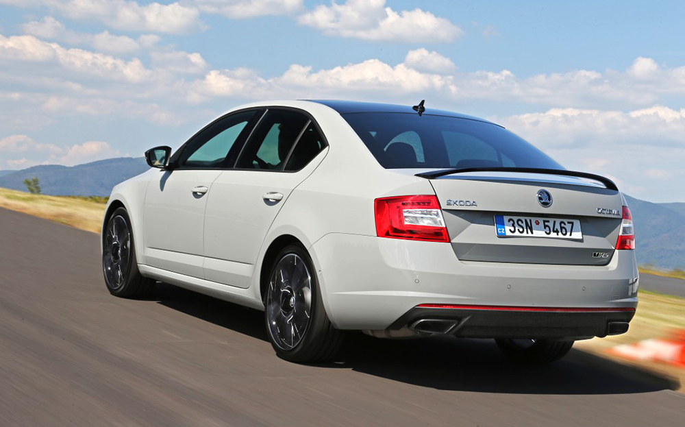 Skoda Octavia Estate 2015 Car Review 