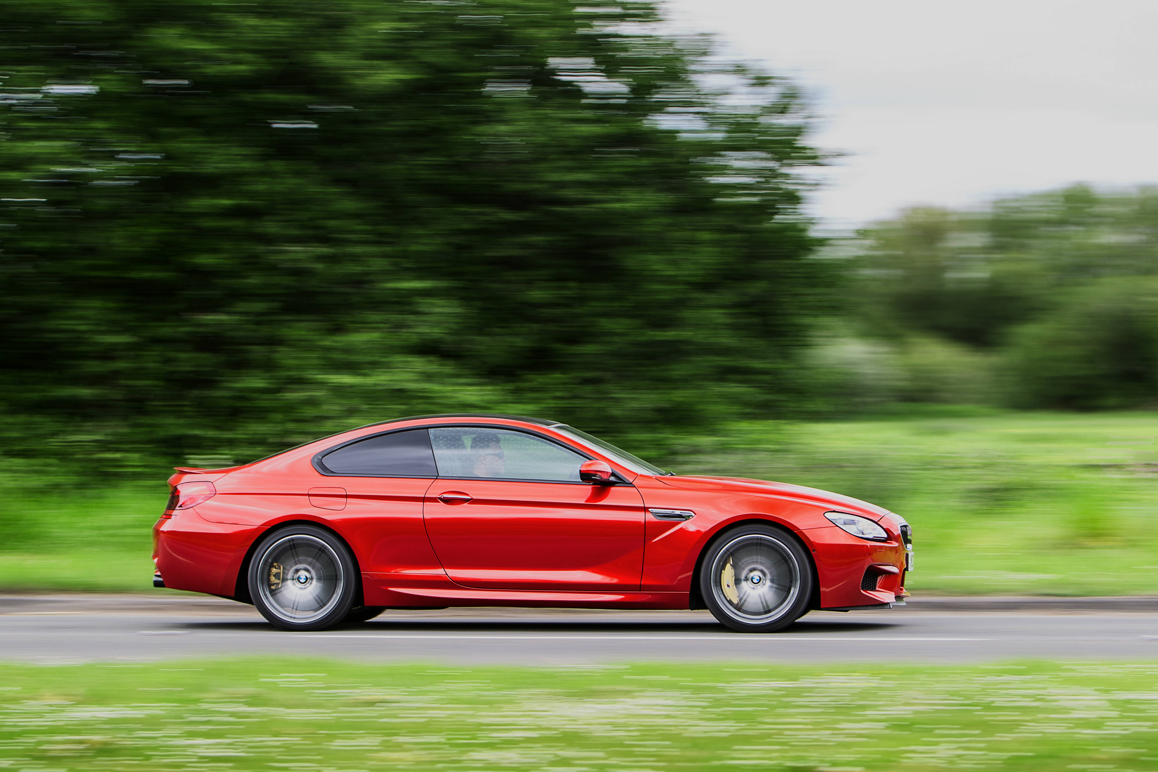 Review: 2015 Jaguar F-type R AWD and BMW M6 Competition Package