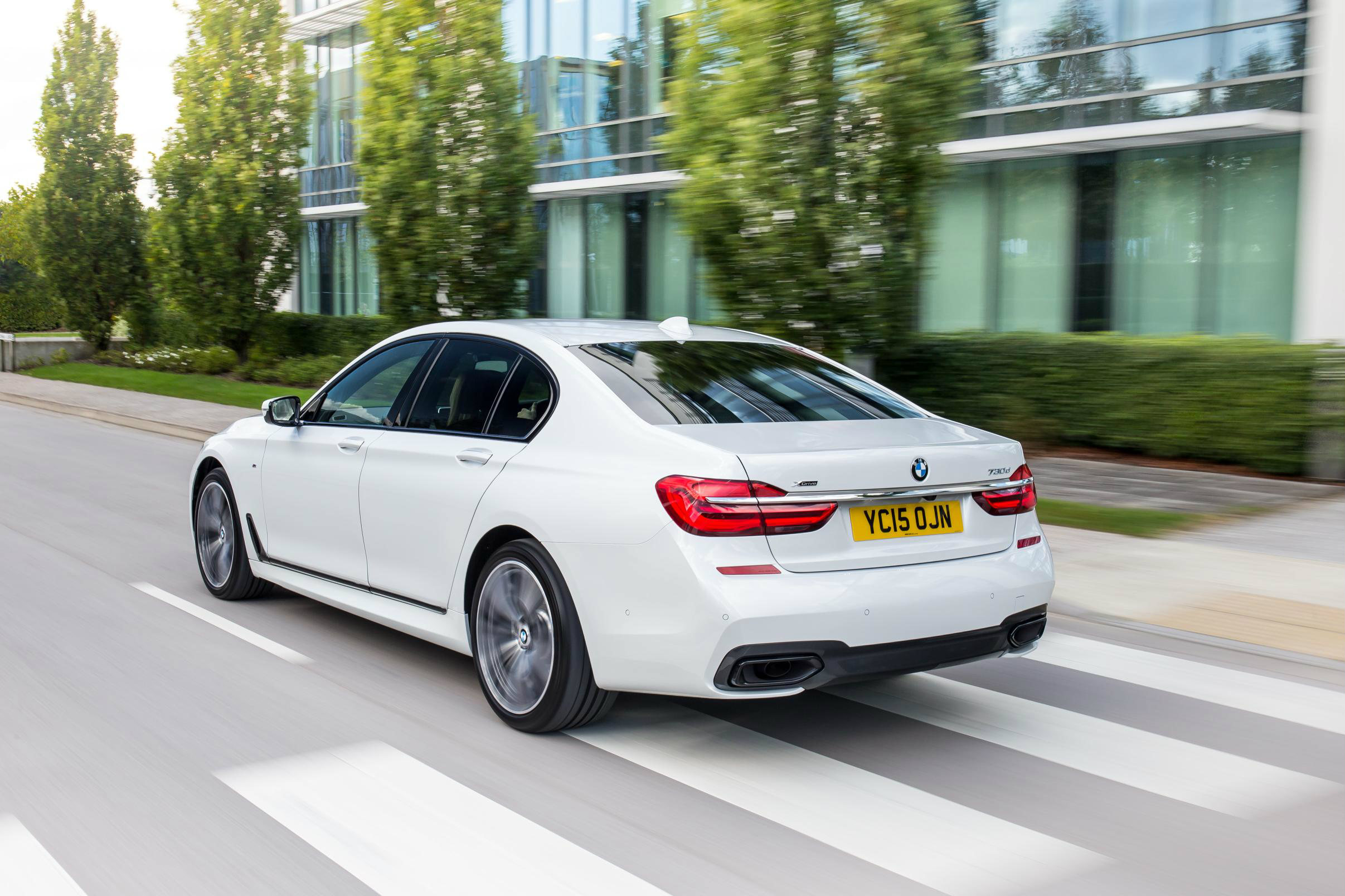 2016 BMW 7-series review by The Sunday Times Driving