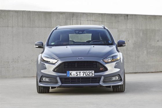 Ford Focus ST estate review by Jeremy Clarkson