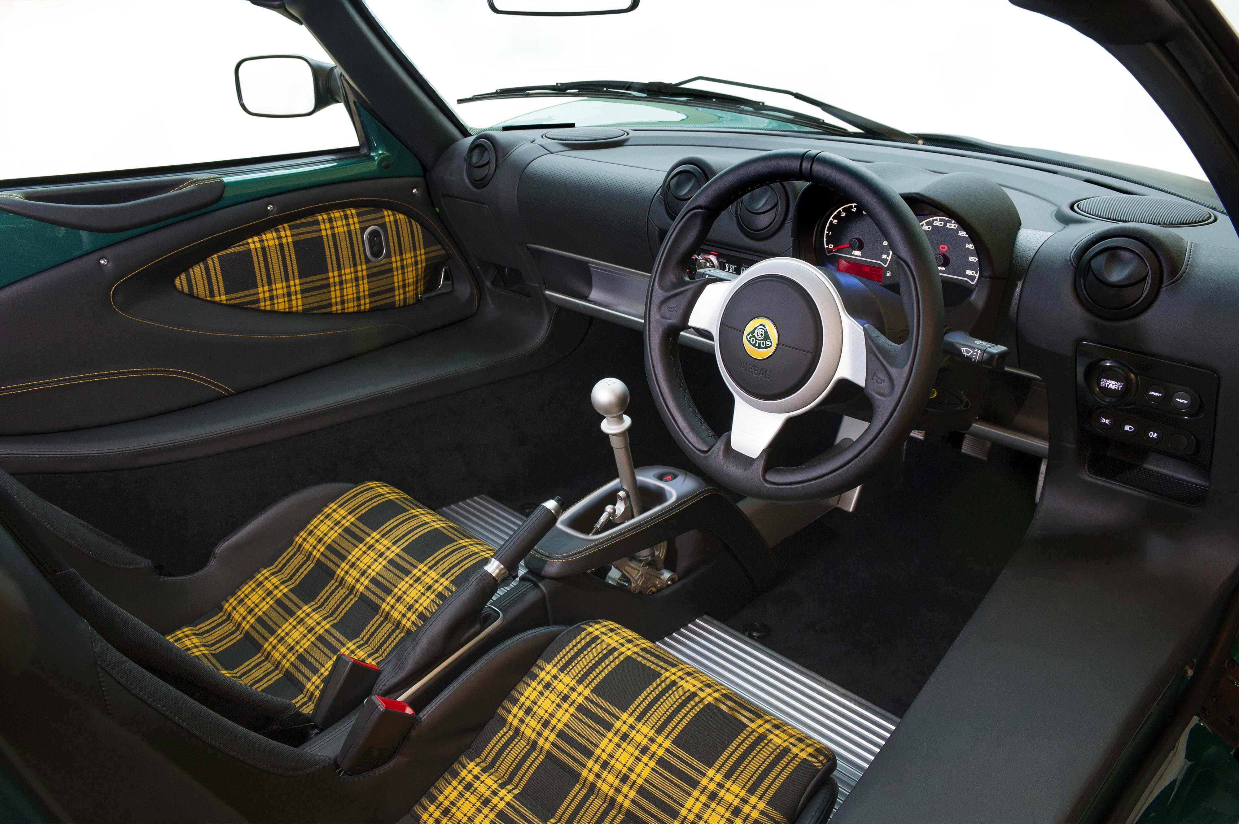 2016 Lotus Exige Sport 350 review - interior