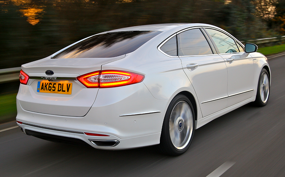 2015 Ford Mondeo Vignale review