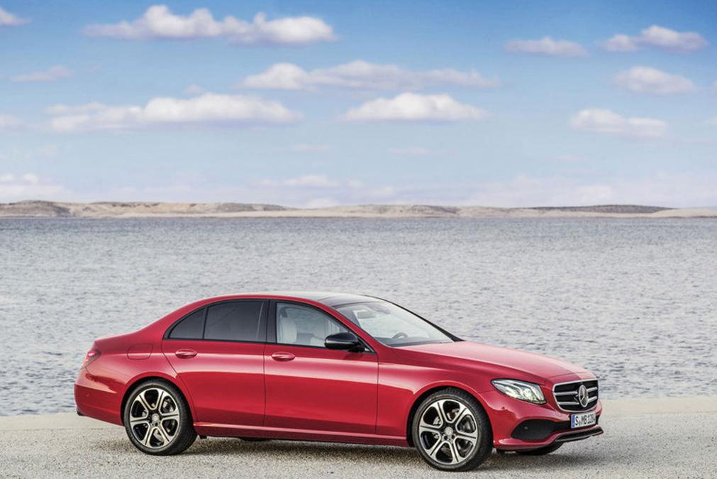 New 2016 Mercedes-Benz E-class official pictures 