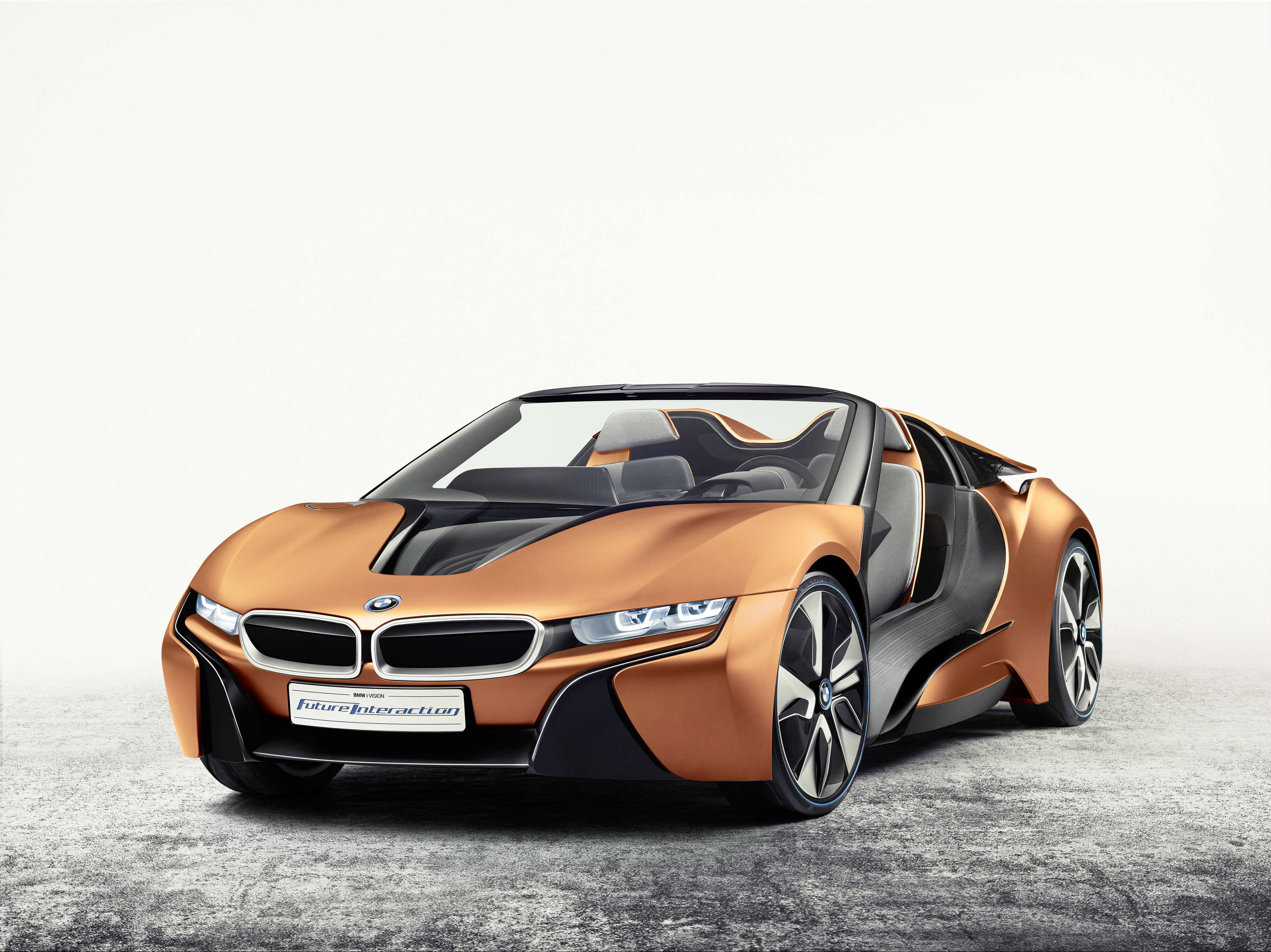 BMW i8 Spyder at CES 2016 and Airtouch tech