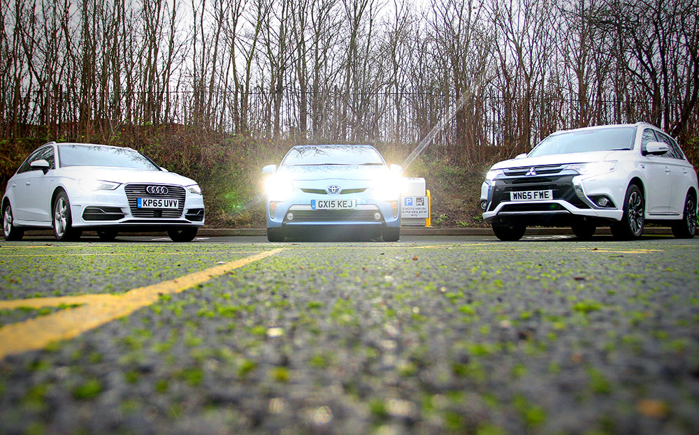 Mitsubishi Outlander PHEV vs Audi A3 Sportback etron vs Toyota Prius Plug-in