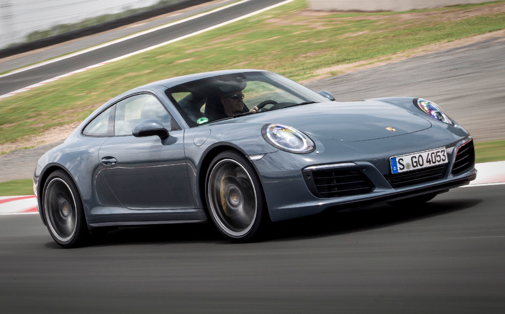 2016 Porsche 911 Carrera 4 review