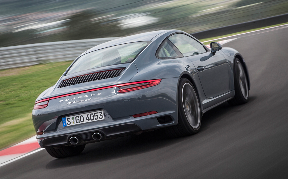 First Drive review: 2016 Porsche 911 Carrera 4 and 4S