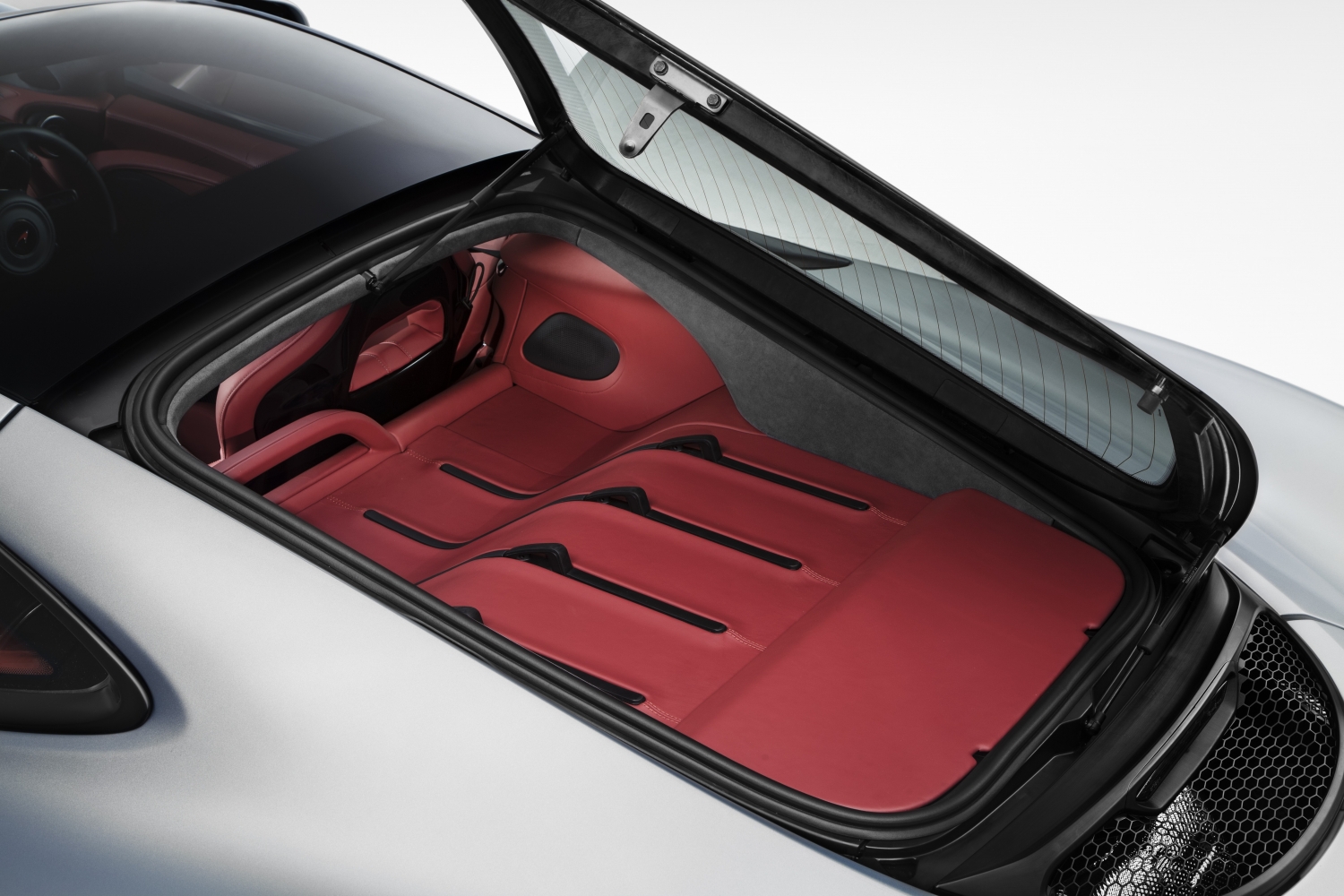 Boot space in the 2016 McLaren 570GT