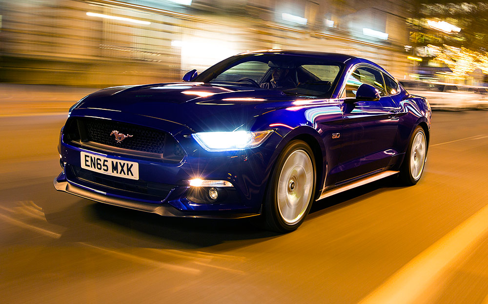 Jeremy Clarkson reviews the 2016 Ford Mustang Fastback 5.0 V8 GT
